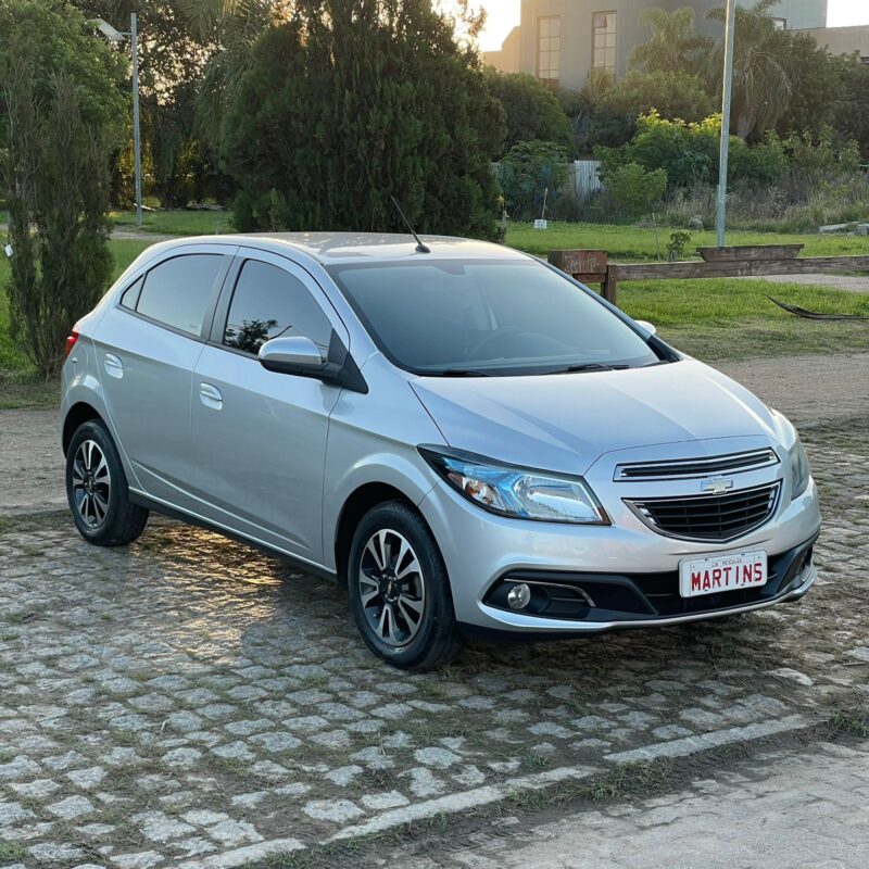 Carros Chevrolet Onix Prata Usados no Brasil